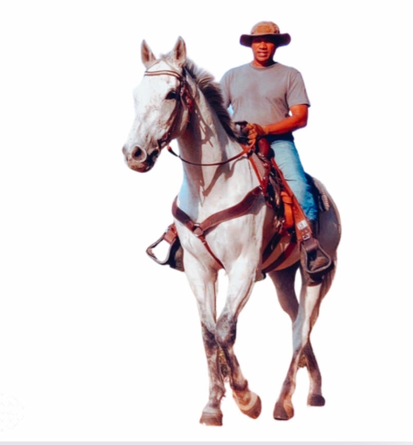 Alfie Ameer rides in calm, collected rhythm—conscious leadership where feel precedes thought and action; a study in fieldcraft from saddle to strategy.